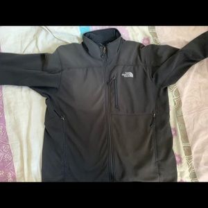 The north face shell windbreaker/coat size large